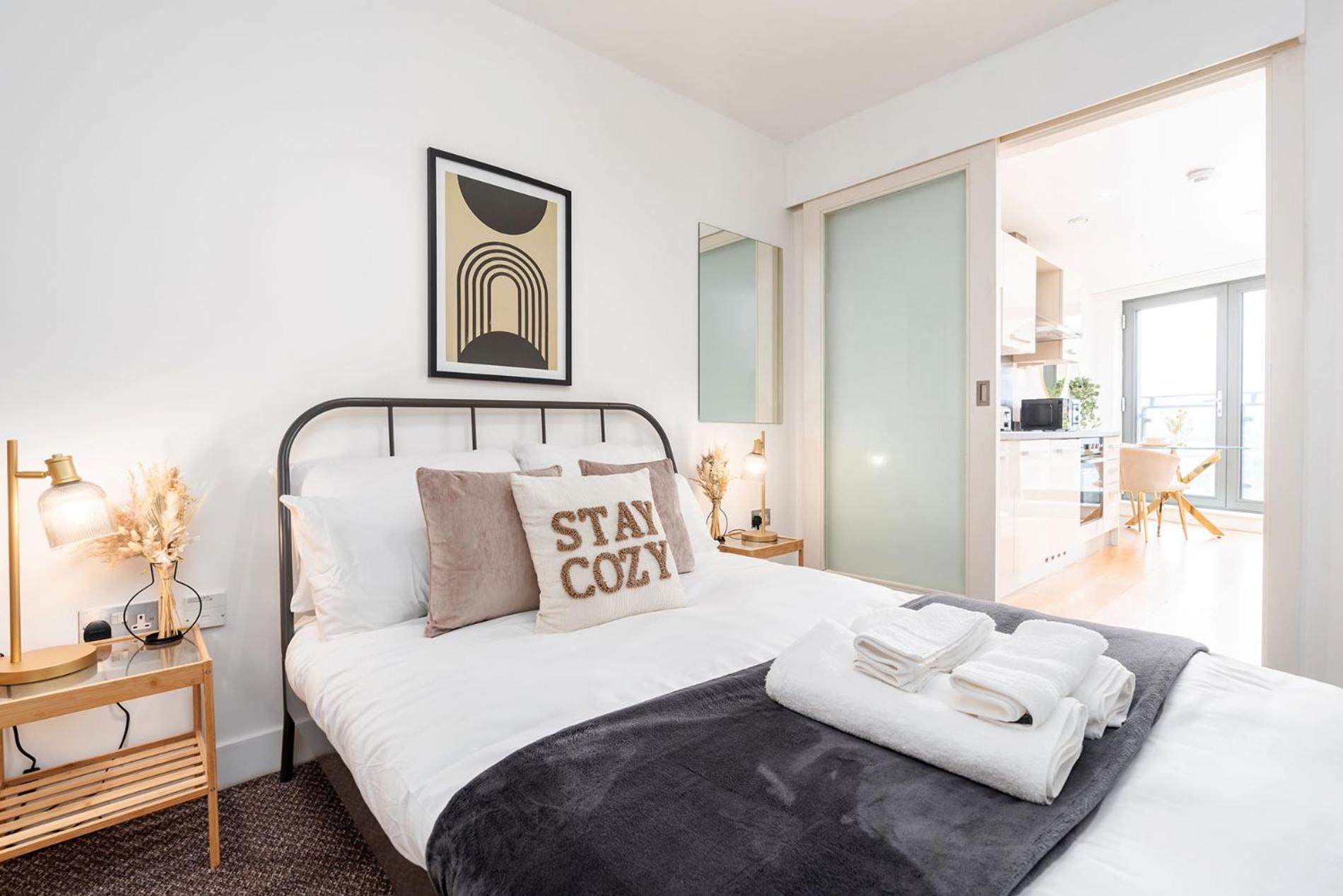 Exclusive Apartment - City Centre - Free Parking -Wifi Netflix- Juliet Balcony Leeds  Exteriér fotografie